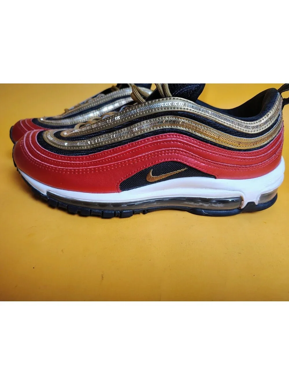 Nike Air Max 97 Red Gold Sequin CT1148-600 Black Gym Red Women's Size 10 Used